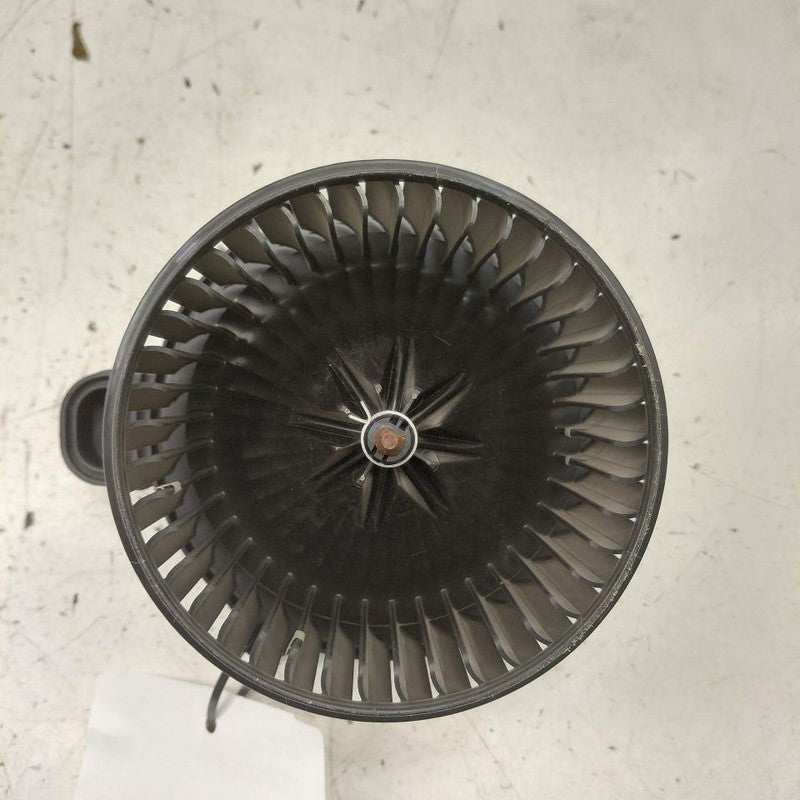 Blower Motor Fits 20-24 Hyundai Venue