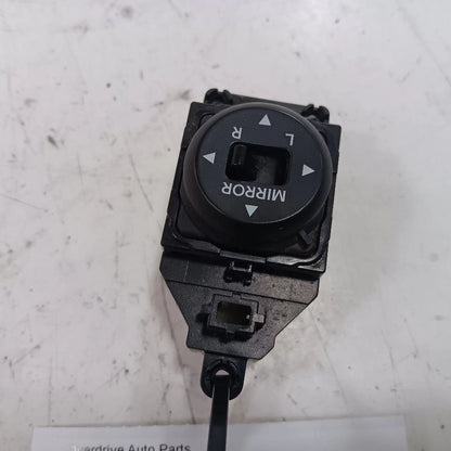 Driver Left Front Door Mirror Switch Fits 12-17 ACCENT