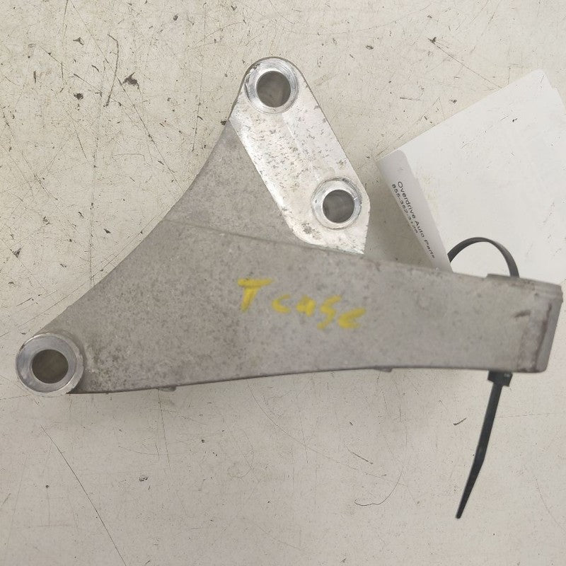 Chevy Trax Transfer Case Mount Bracket  1.4 2022 2021