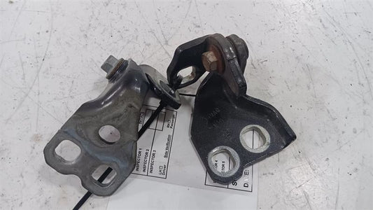 Chrysler 200 Door Hinge Set Left Rear  2015 2016 2017