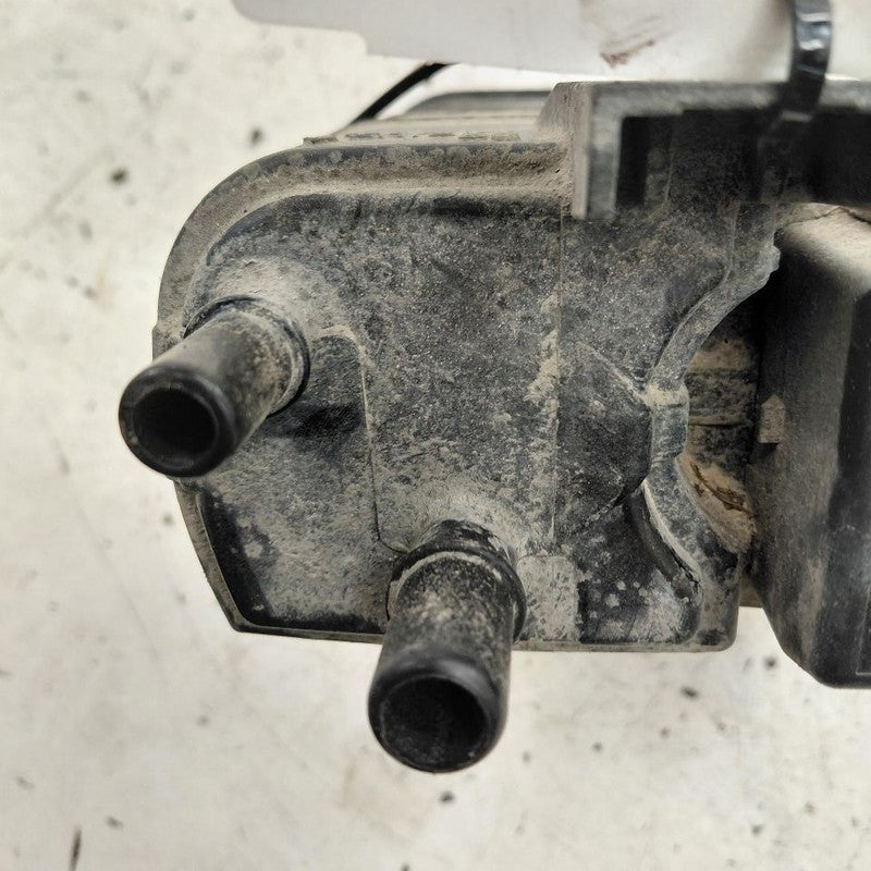 Ford Edge Fuel Vapor Canister Charcoal Evaporator Can  2019 2020 2021 