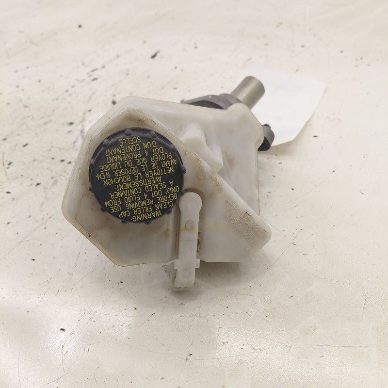 Brake Master Cylinder VIN 26 4th And 5th Digit Fits 14-18 Volvo S60