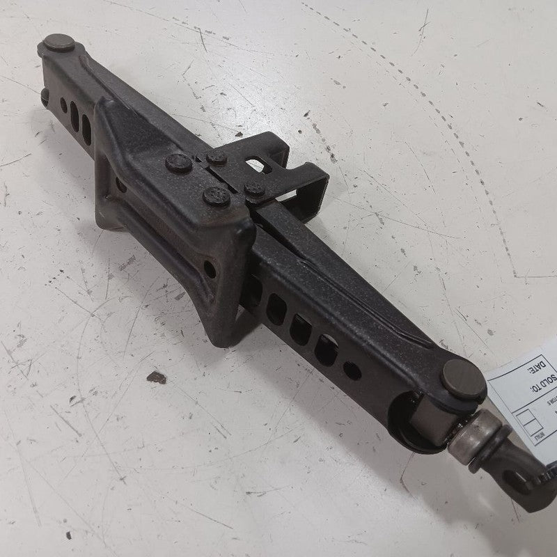 Toyota Corolla Spare Tire Changing Jack  2019 2018 2017