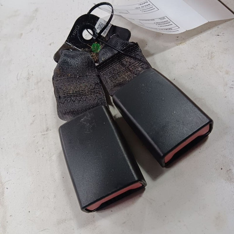 Chevy Malibu Seat Belt Buckle Latch Left Driver Rear Back 2019 2020 2021 2022