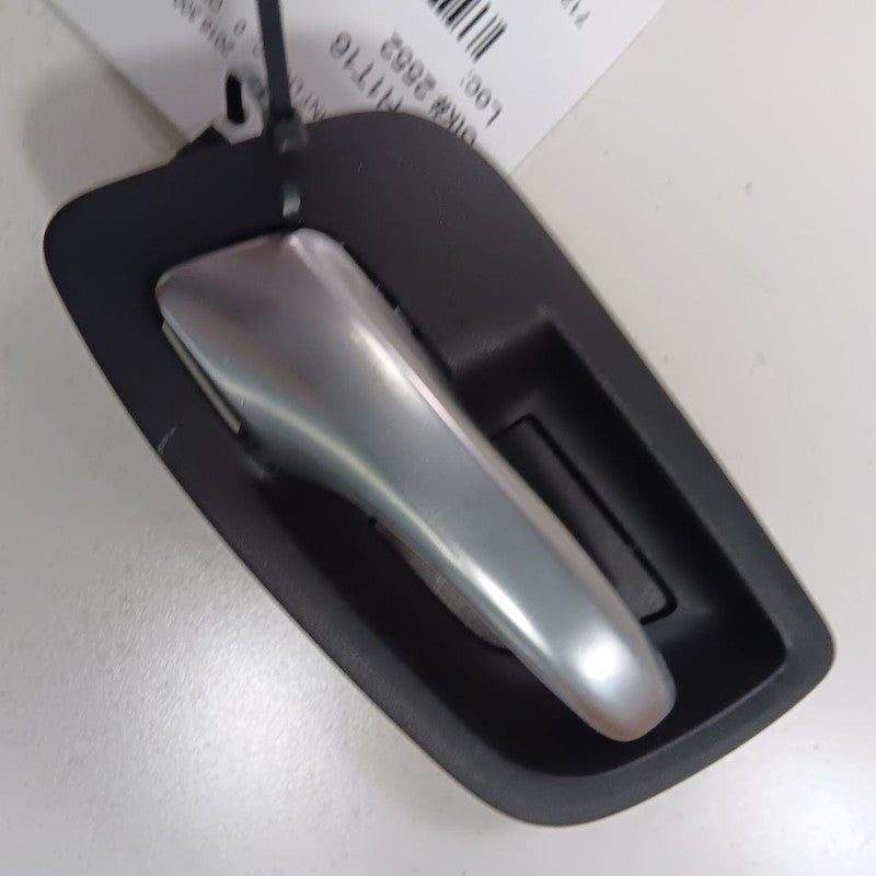 Chrysler 300 Door Handle Left Driver Rear Interior Inside  2015 2016 2