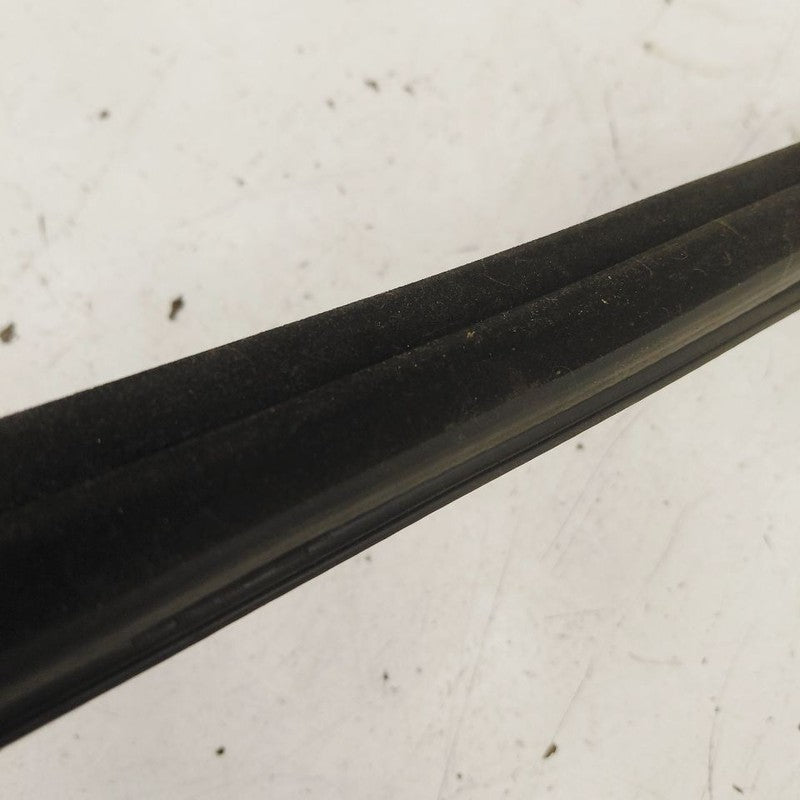 Chrysler 300 Left Front Weather Strip Interior  2017 2018 2019