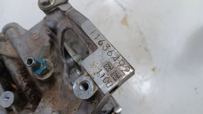 Engine Cylinder Block Right Gasoline Fits 18-19 XV CROSSTREK OEM