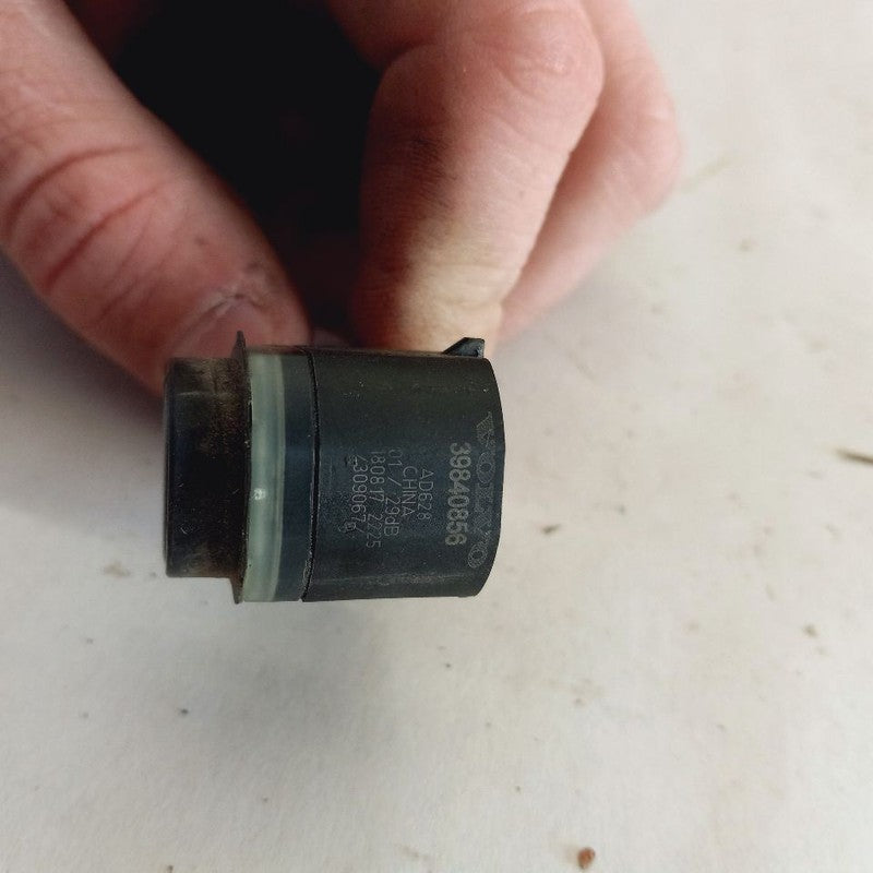 Volvo S60 Back up Parking Sensor {39840856} 2018 2017 2016