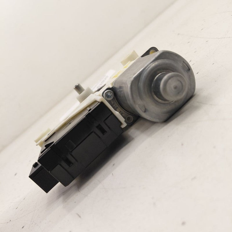 Fiat 500 X Model   Passenger Right Front Power Window Motor 2016 2017