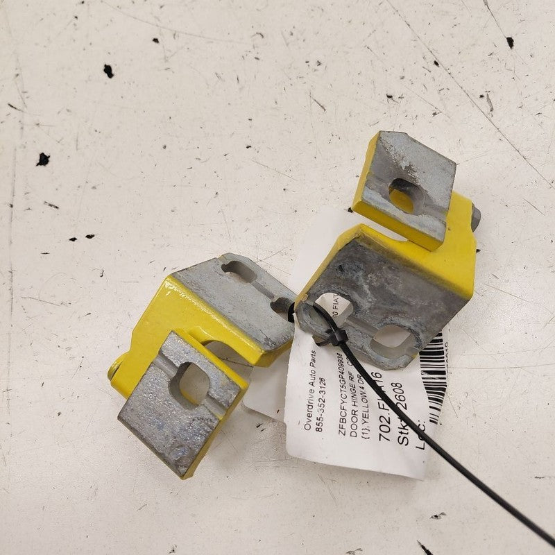 Fiat 500 X Model   Door Hinge Set Right Front Passenger  2016 2017