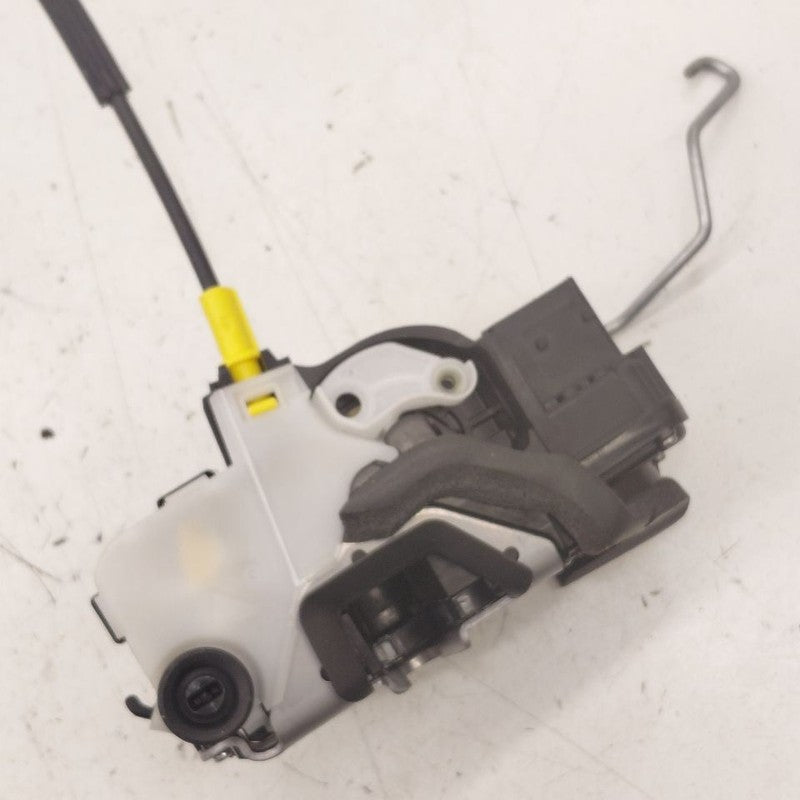 Chevy Trax Door Latch Lock Right Passenger Rear  2022 2021