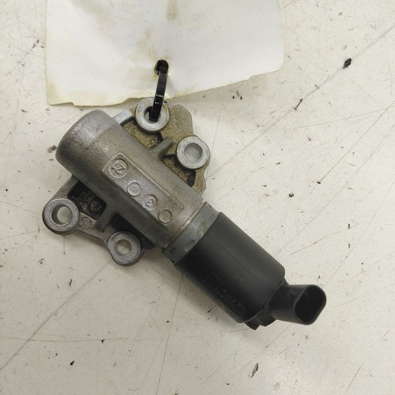 Volvo S60 Variable Timing Gear Oil Control Valve Solenoid Cylinder Hea