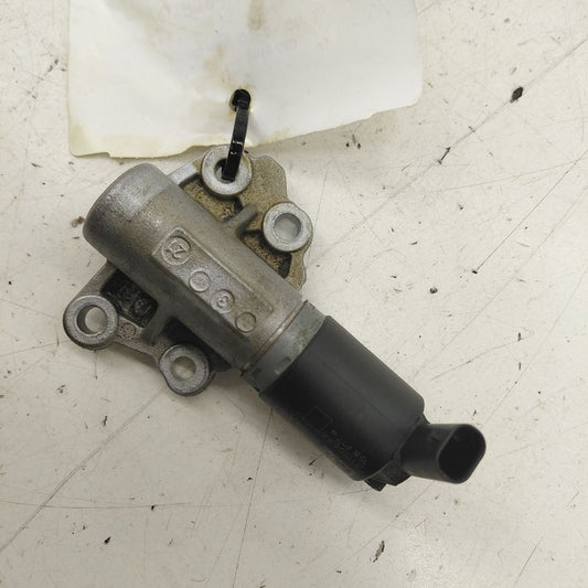 Volvo S60 Variable Timing Gear Oil Control Valve Solenoid Cylinder Hea