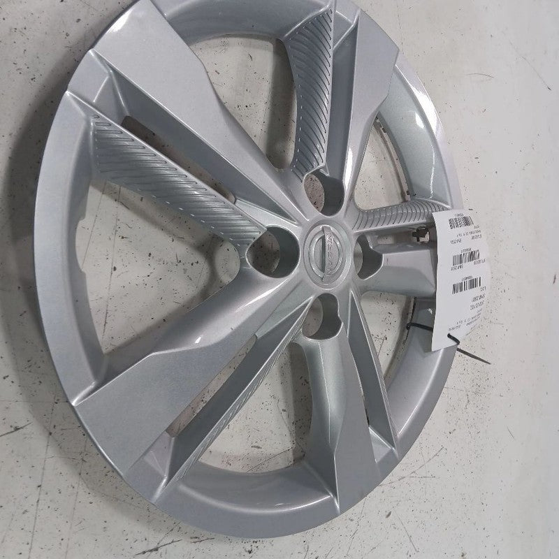 Wheel Cover HubCap 16" Fits 18-23 Nissan Kicks