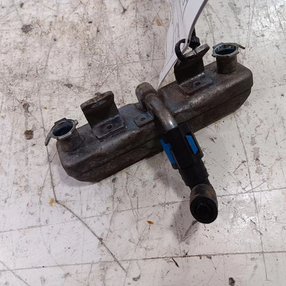 Subaru Legacy Outback Fuel Rail Injection Injector Mount Bar  2015 201