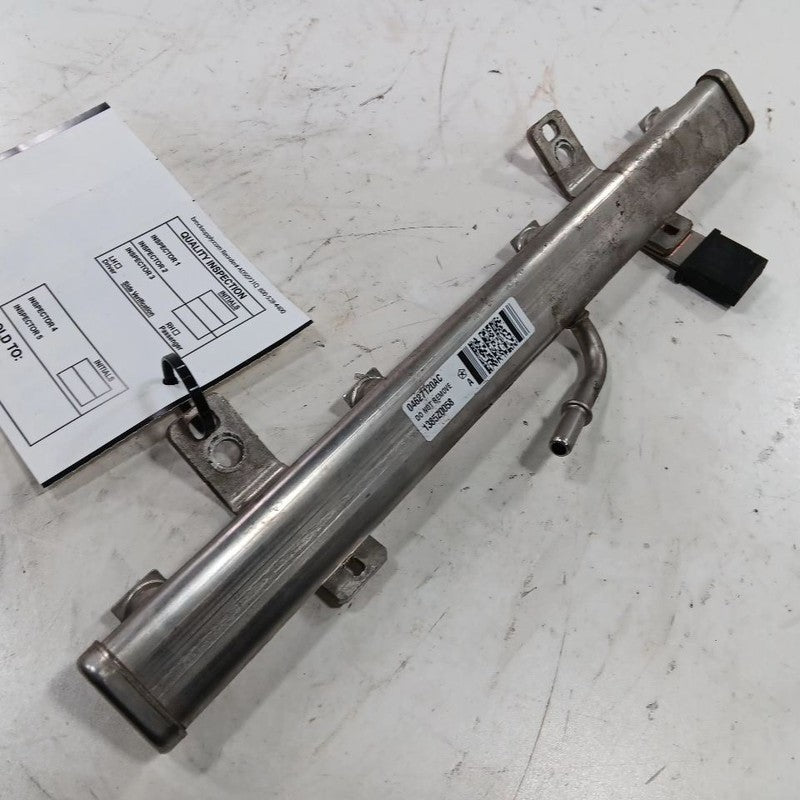 FIAT 500 Fuel Rail Injection Injector Mount Bar  2017 2016 OEM
