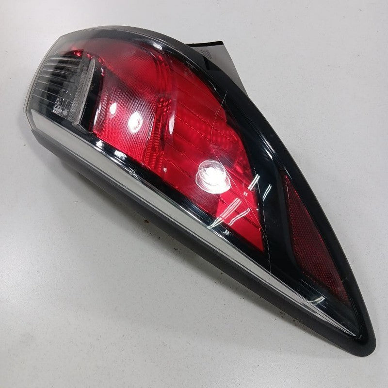 Driver Tail Light Brake Lamp Sedan Quarter Panel Mounted Fits 16-20 Toyota Yaris