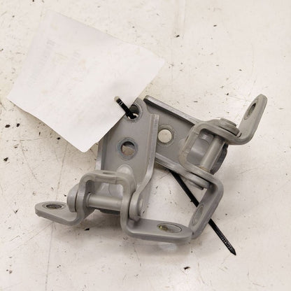 Kia Sportage Door Hinge Set Right Front Passenger  2020 2021 2022