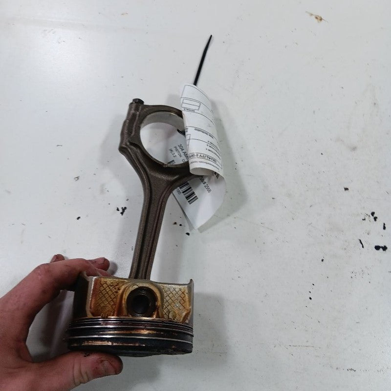 Jeep Cherokee Single Piston With Connecting Rod   3.2 2015 2016 2017