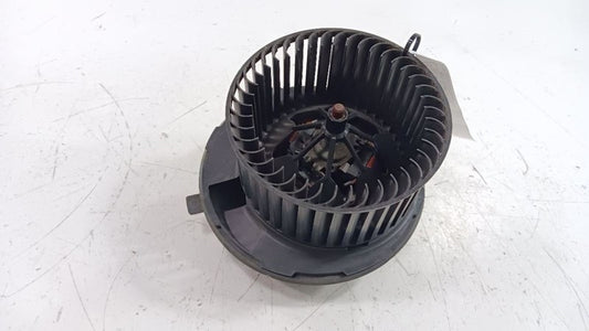 GOLF      2011 Blower Motor OEM