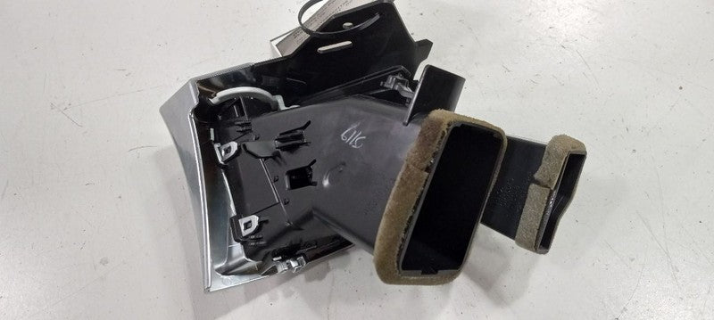 Cadillac SRX Dash Air Vent Right Passenger 2011 