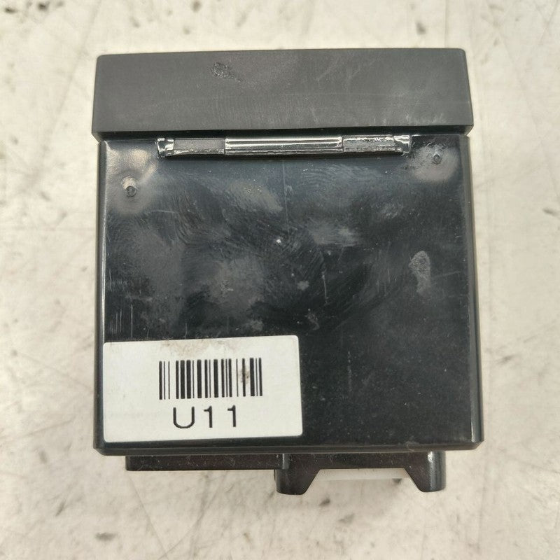 Hyundai Veloster USB Plug In Hub Port  2017 2016 2015 2014