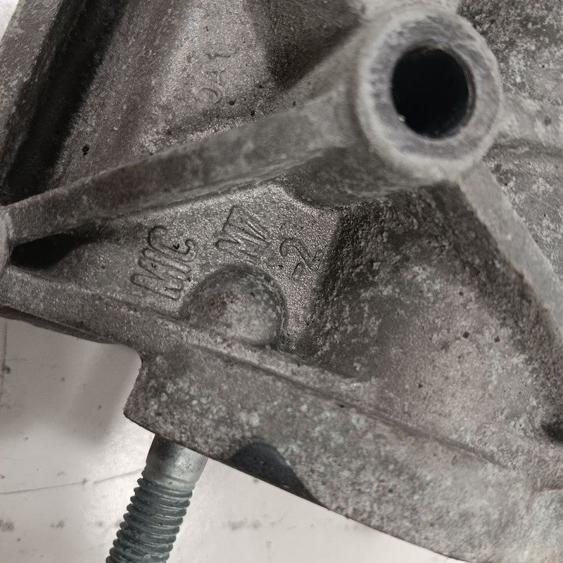 1300A083 Coolant Water Pump Gasoline 2.4L Fits 08-20 Mitsubishi Outlander