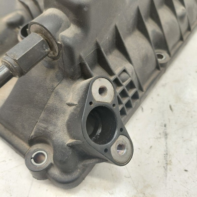 Kia Sorento Right Rear Engine Cylinder Head Valve Cover  3.3 2018 2017