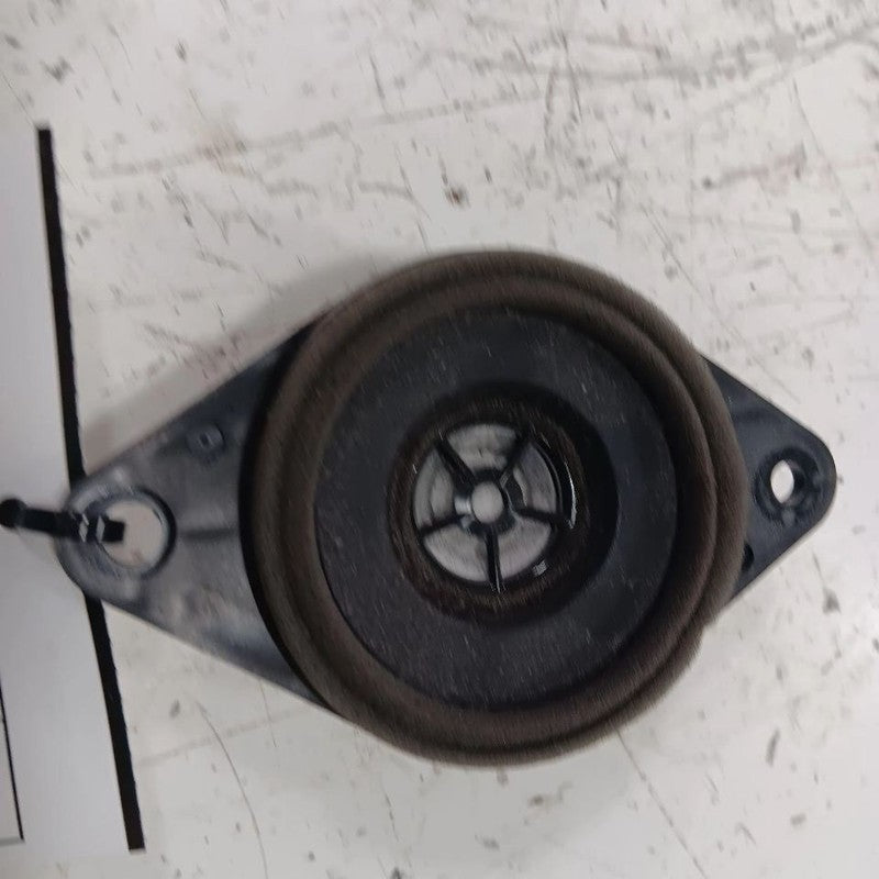 Toyota Rav 4 Tweeter Left Driver Tweeter Speaker  2015 2016 2017 2018