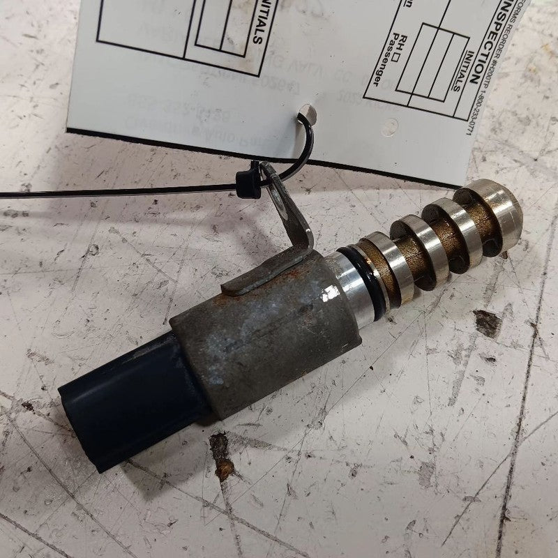 Nissan Kicks Variable Timing Gear Oil Control Valve Solenoid Cylinder Head  2021