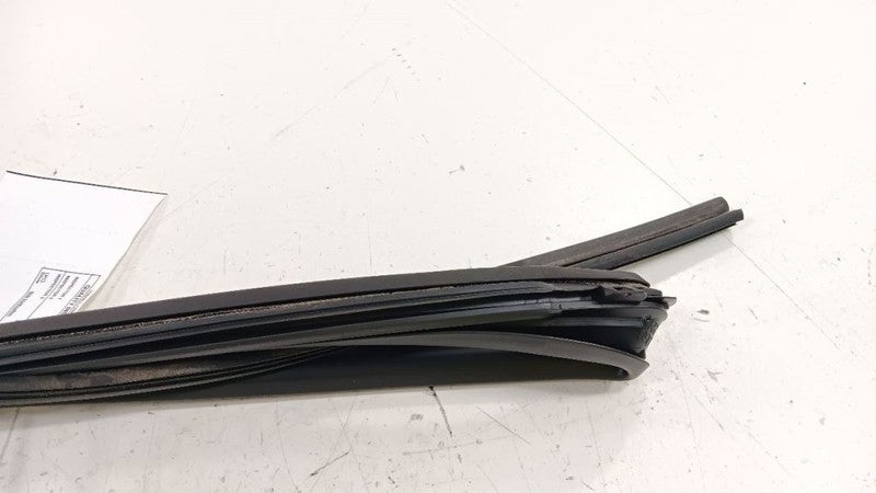 Toyota Prius Passenger Right Rear Window Seal  2012 2013 2014  2012 20