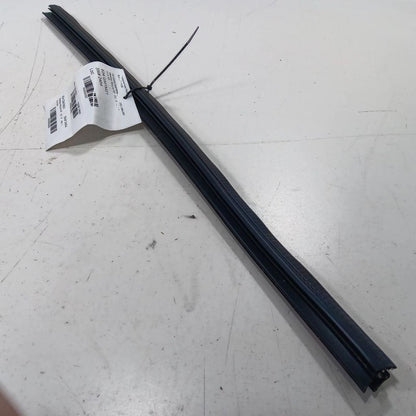 Chevy Malibu Right Front Weather Strip Interior  2019 2020 2021 2022 2023 2024