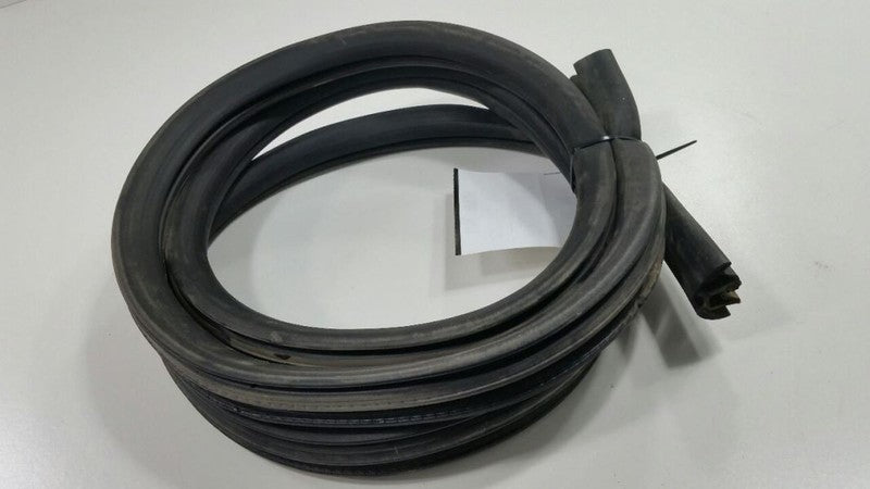 Impala On Body Door Jamb Seal Rear Left Back 2012 2013 2014 2015 2016