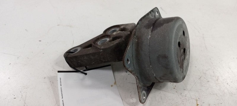 Cadillac SRX Engine Motor Mount Left Driver 2013 2014 2015 2016 OEM