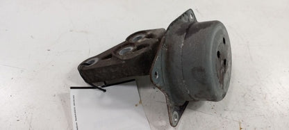Cadillac SRX Engine Motor Mount Left Driver 2013 2014 2015 2016 OEM