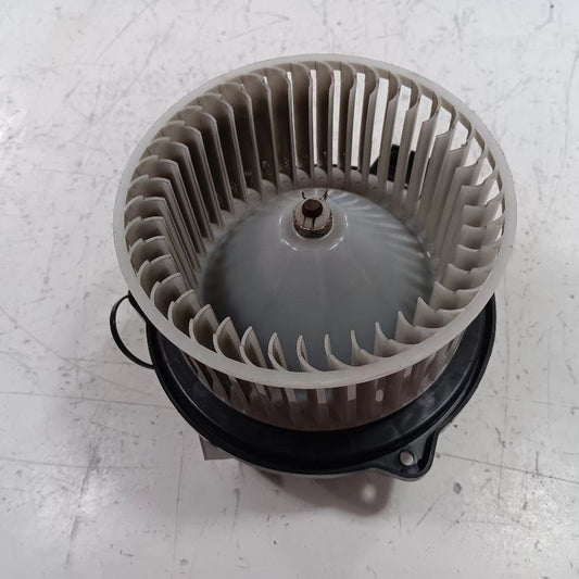 Blower Motor Fits 16 MAZDA CX-3