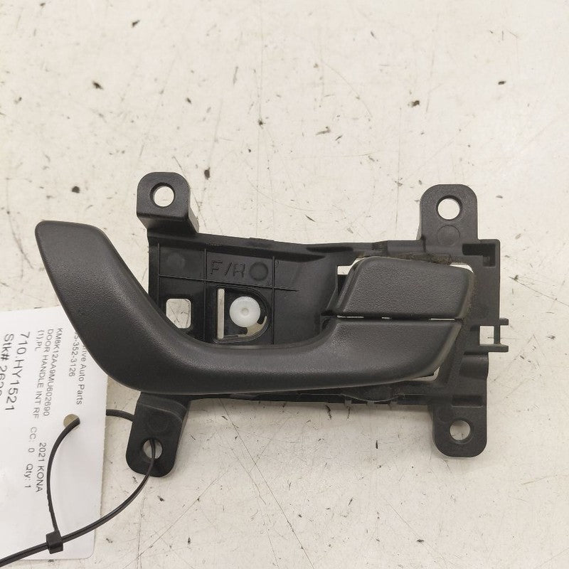 Hyundai Kona Door Handle Right Passenger Front Interior Inside  2021 2