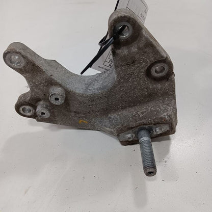 Ford Fusion Driver Left Engine Mount Bracket  1.5 2016 2015 2014 2013 