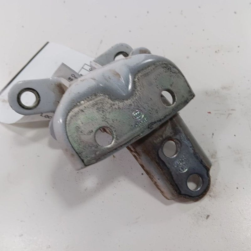 Hyundai Elantra Door Hinge Set Right Rear Passenger  2017 2016 2015 2014 2013