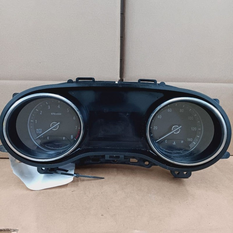 Speedometer Gauge Cluster MPH And KPH ID 60006493 20-23 Buick Encore G