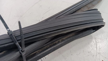 Nissan Rogue Door Glass Window Seal Rubber Right Passenger Front 2014 