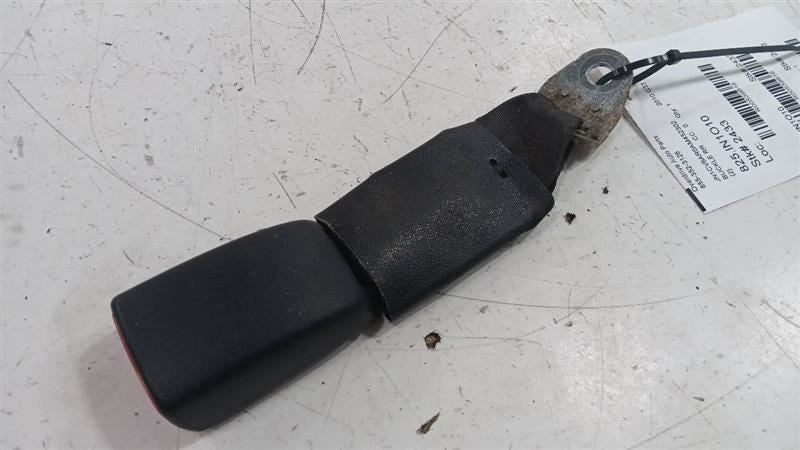 Infiniti G37 Seat Belt Buckle Latch Right Passenger Rear Back  2009 2010 2011 20