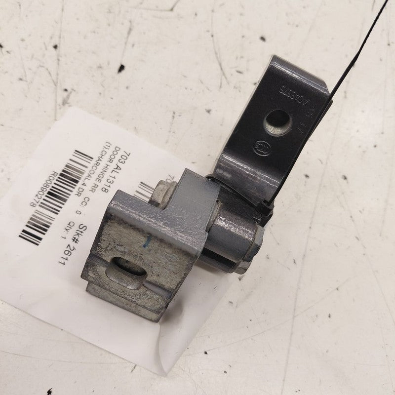 Alfa Romeo Stelvio Door Hinge Set Right Rear Passenger  2018 2019 2020