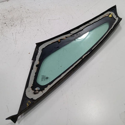 Fiat 500 Passenger Right Front Door Vent Window Glass 2018 OEM