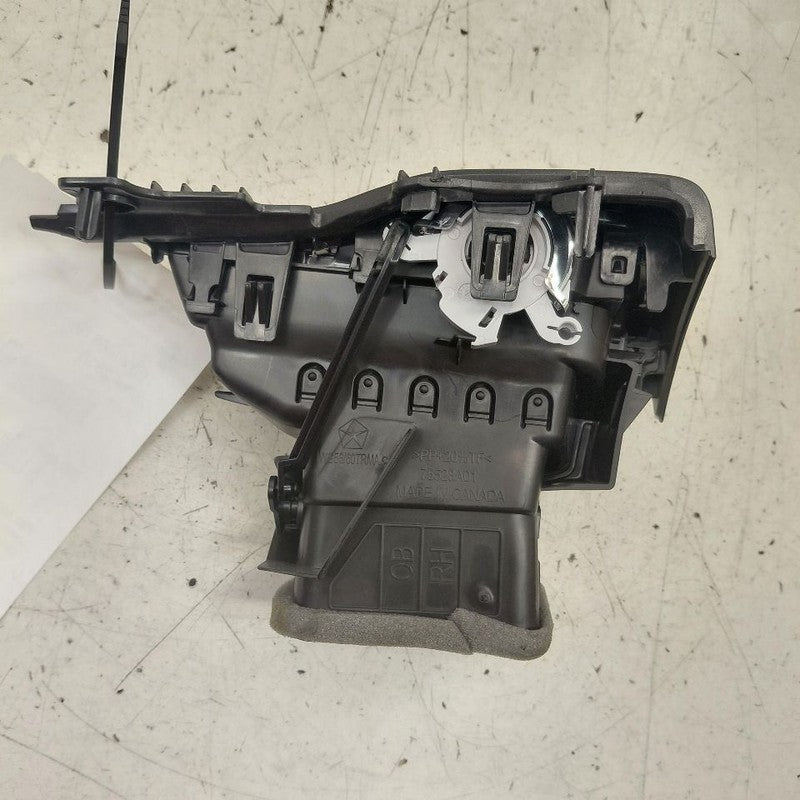 Jeep Cherokee Dash Air Vent Right Passenger  2019 2020 2021