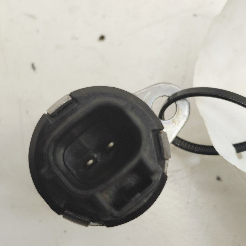 Mazda 3 Variable Timing Gear Oil Control Valve Solenoid Cylinder Head 