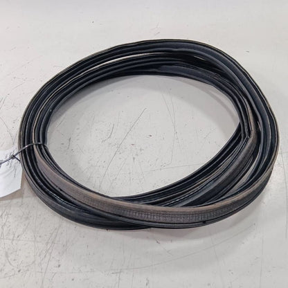 Nissan LEAF Trunk Lid Hatch Door Rear Back Rubber Seal  2013 2014 2015 2016 2017