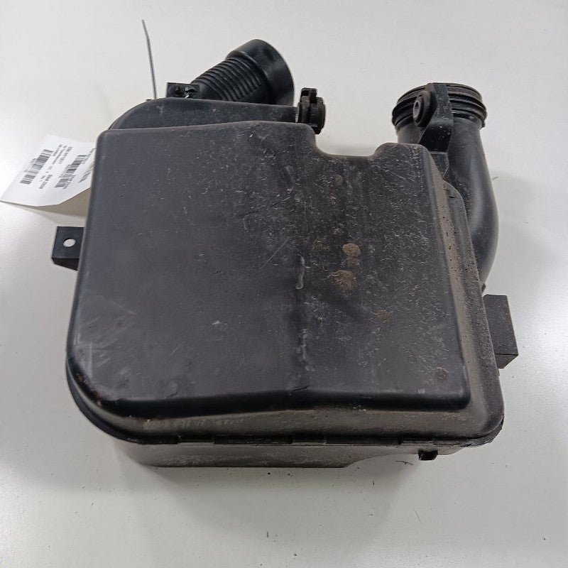 Hyundai Elantra Lower Air Cleaner Intake Air Resonator  2.0 2017 2018 2019 2020