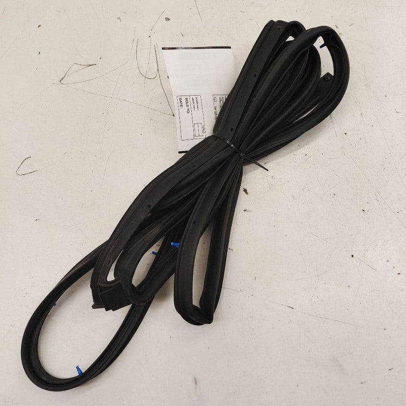 Nissan Rogue On Door Seal Rubber Left Driver Rear Back  2017 2018 2019