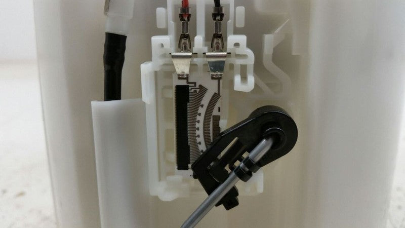 DG9Z9H307Z Fuel Pump Tank Mounted Pump Assembly 2.5L Fits 13-19 Ford Fusion